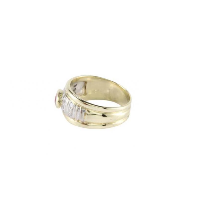 Gouden ring met diamant en robijn 14 krt