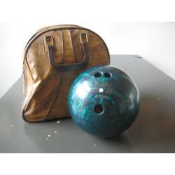Prachtige bowlingbal te koop, nu met GRATIS tas!