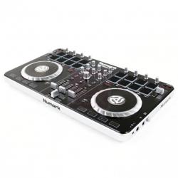 (B-stock) Numark Mixtrack Pro II DJ Controller v24