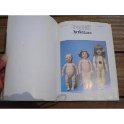 handboek voor verzamelaars antieke poppen