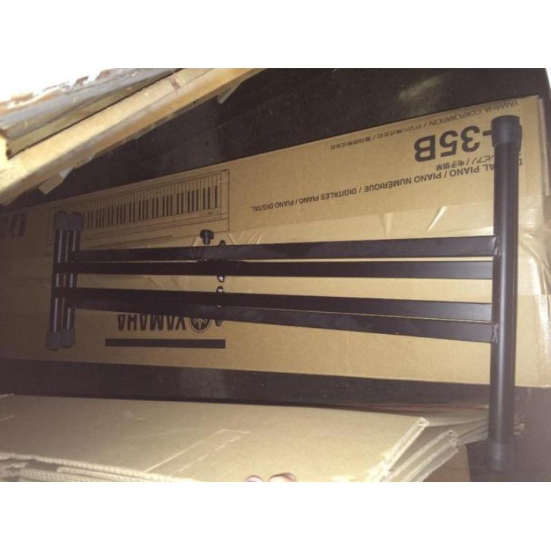 Yamaha piano P35 nieuw in doos