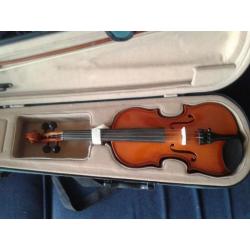 3/4 viool met strijkstok en koffer
