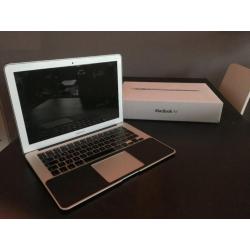 Macbook Air 13 inch - Mid 2013