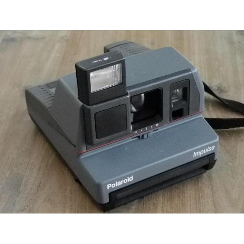 polaroid Impulse camera