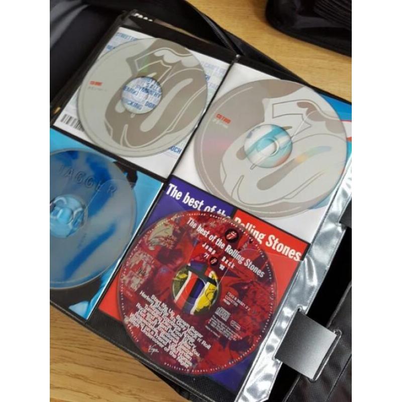 Honderden cd's CD'S in DJ cd mappen