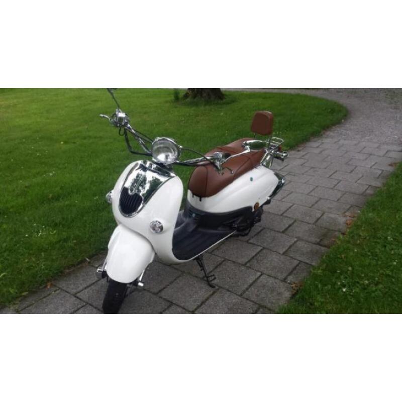 Retro SNOR scooter wit, 535KM ZGAN + garantie!!