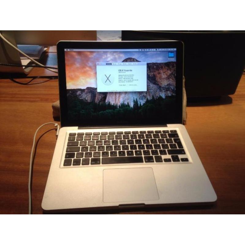 Macbook pro - 13 inch - mid 2012 (inclusief hoes)