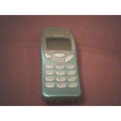Nokia 3210 + 8 Nokia 3210 Covers