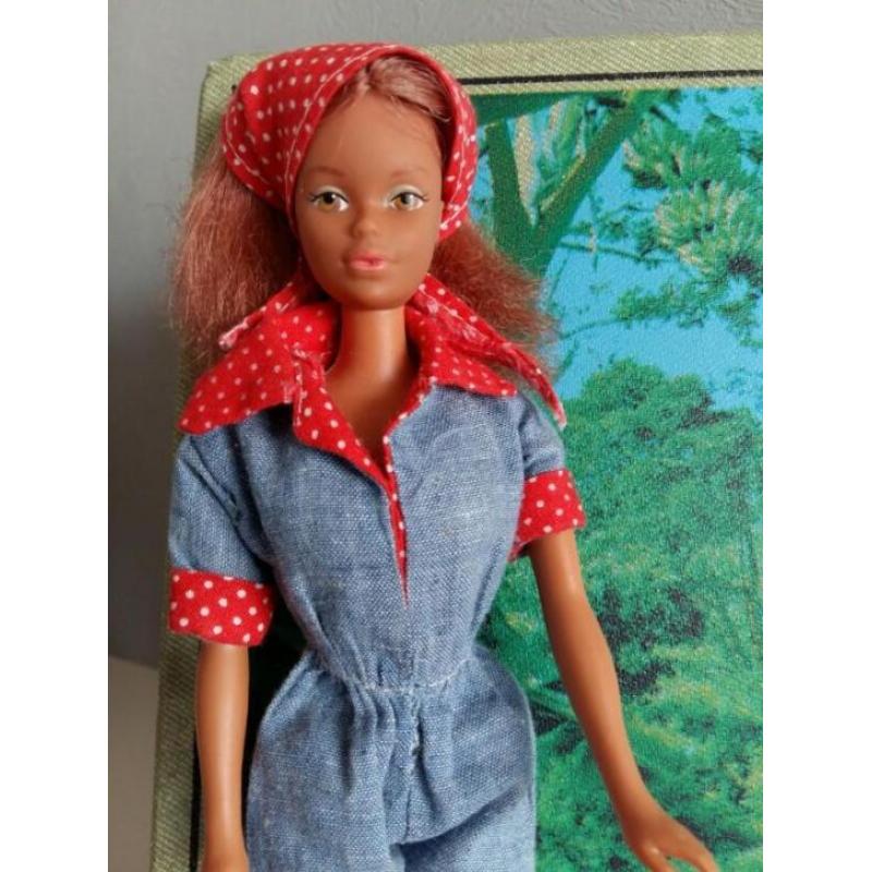 Super linna barbie poppen met koffer jaren 70