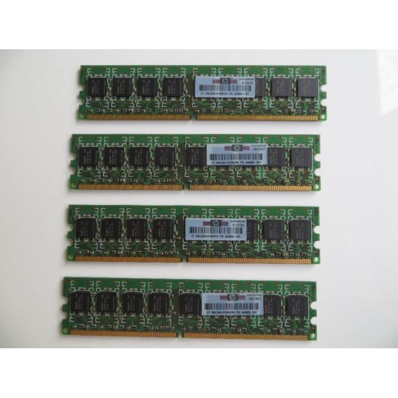 Vier identieke DDR2 geheugen modules ddr2