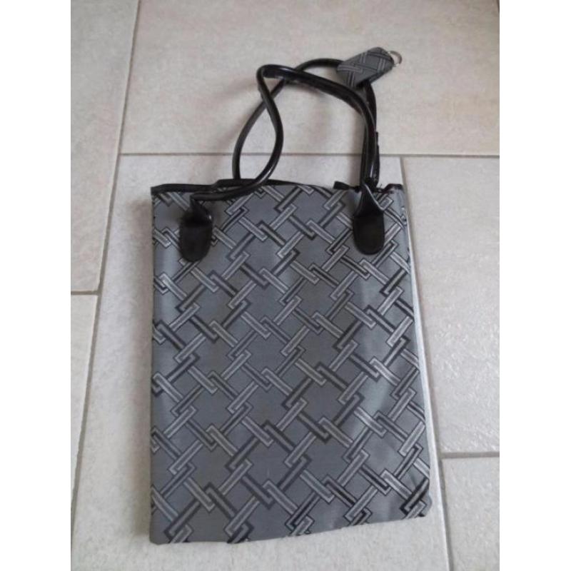 Nieuwe Boodschappentas; grijs / zwart; 26 x 13 cm