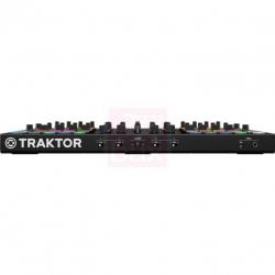 Native Instruments Traktor Kontrol S8 DJ controller