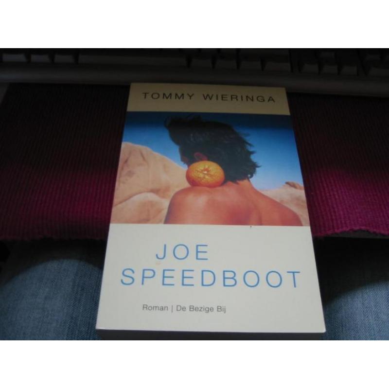 Joe Speedboot, Tommy Wierenga