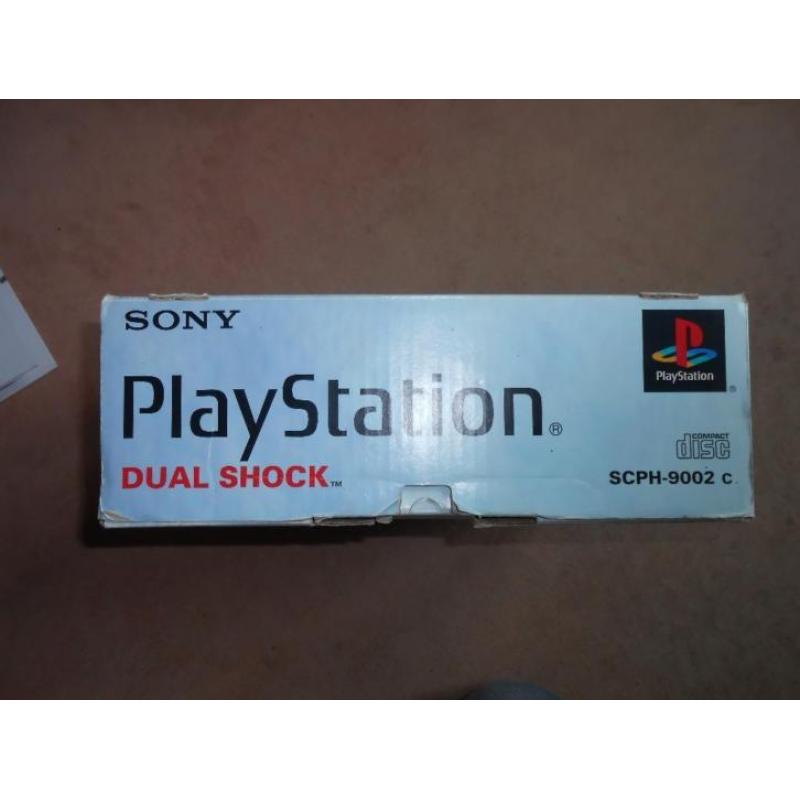 Nette Playstation 1 doos alleen de doos!