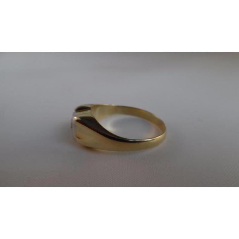 Gouden Ring (14 Krt met 1 Diamant 0,25 carat)