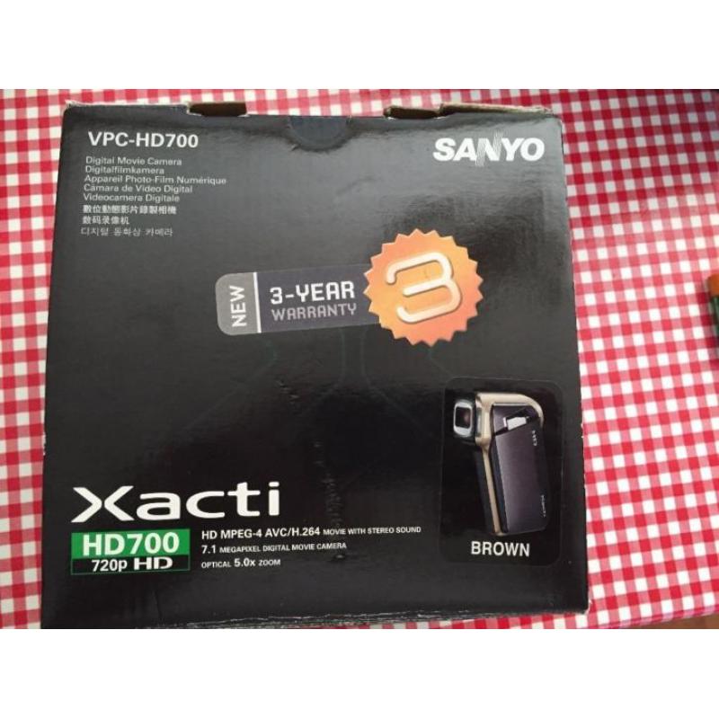 Sanyo Xacti HD 700 bruin met alle toebehoren en doos