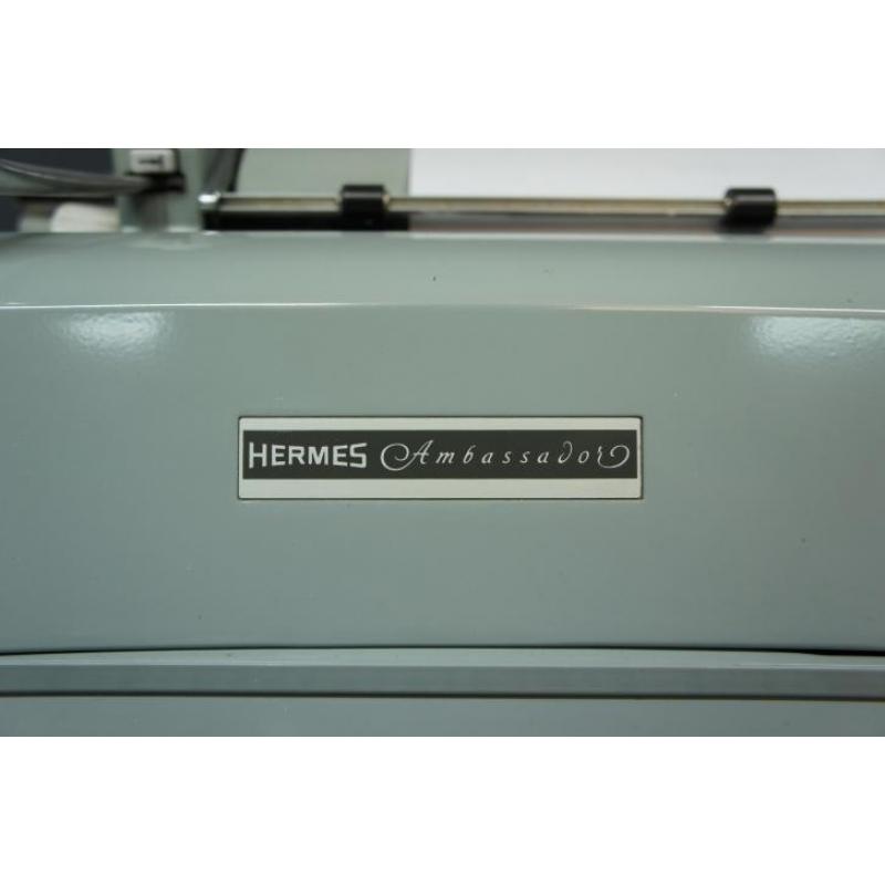 Nette Hermes ambassador typemachine met hoes