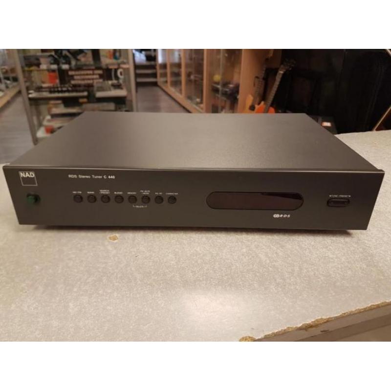 NAD C 440 Stereo Tuner
