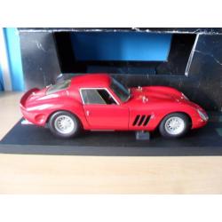 Ferrari 250GTO 1964 1:12 Revell