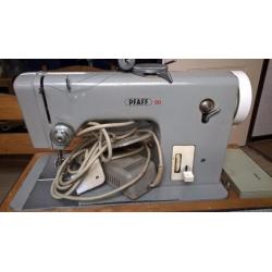Te koop aangeboden antiek naaimachine