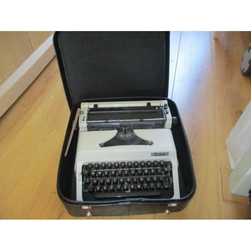 typemachine in koffer