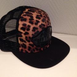 off the wall & New york yankee Leopard Caps
