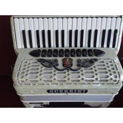 Klasse italiaanse Guerrini Oxford 1 accordeon . 80 bas .