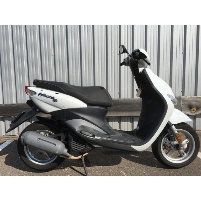 Yamaha neo`s 45 km 4T neo brom scooter injectie