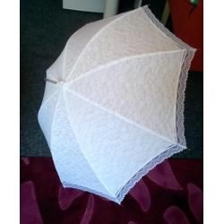Paraplu / parasol van kant wit