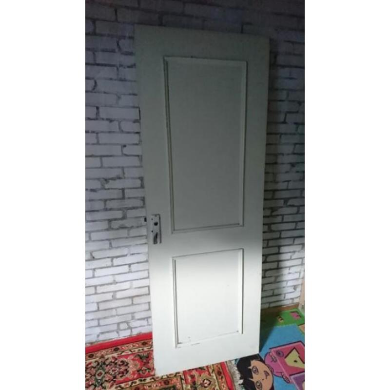 z.g.a.n houten witte deur in amersfoort