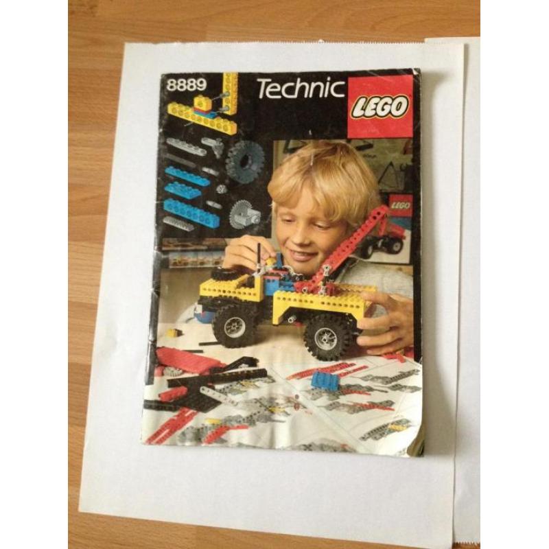 Lego Technic 8889 idee boek uit 1984