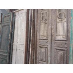 Historische antieke deuren voor interieurbouw, decoraties