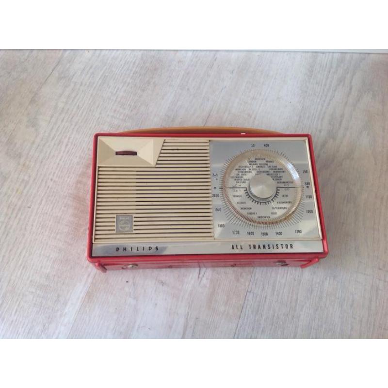 Oude Philips transistor radio