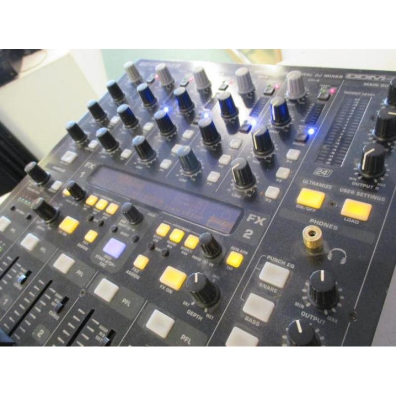 Behringer DDM4000 Digital Mixer