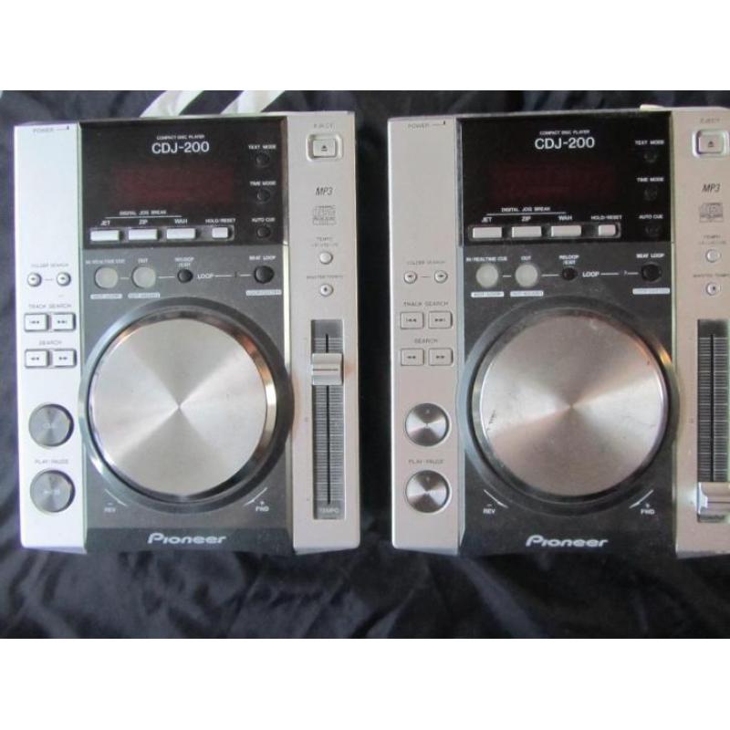 PIONEER CDJ 200 Speciaal voor de DJ