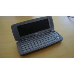 Nokia 9300i communicator op Symbian S80 (4 stuks aanwezig).