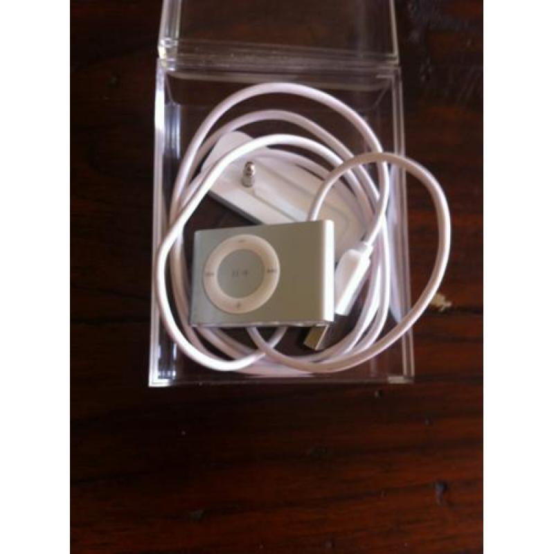 iPod shuffle silver