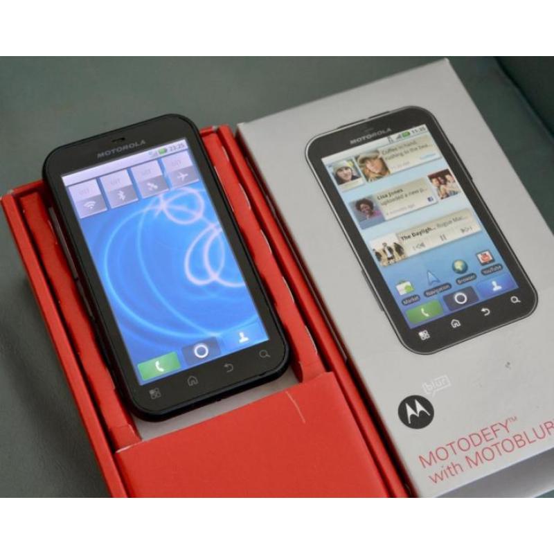 Motorola Defy, perfecte staat, garantie, bon