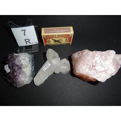 (Set 7R) Ruwe stenen Amethist Bergkristal Rozenkwarts.