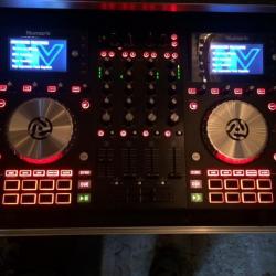 Numark NV DJ controller voor Serato DJ
