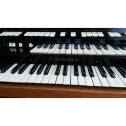 Hammond orgel (L100-serie) met Leslie (model 125)