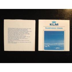 KLM tegels deels in verpakking