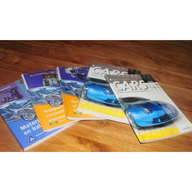 Studieboeken Autotechniek/Automotive niveau 4