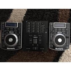 Complete DJ set: 2x Numark NDX-400 + RELOOP RMX-20 BLACKFIRE