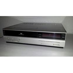 Oude VHS Videorecorder (Panasonic) / bv voor onderdelen
