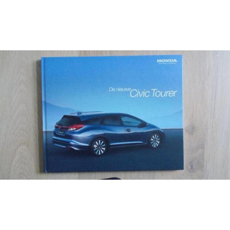 Honda De Nieuwe Honda Civic Tourer hardcover brochure