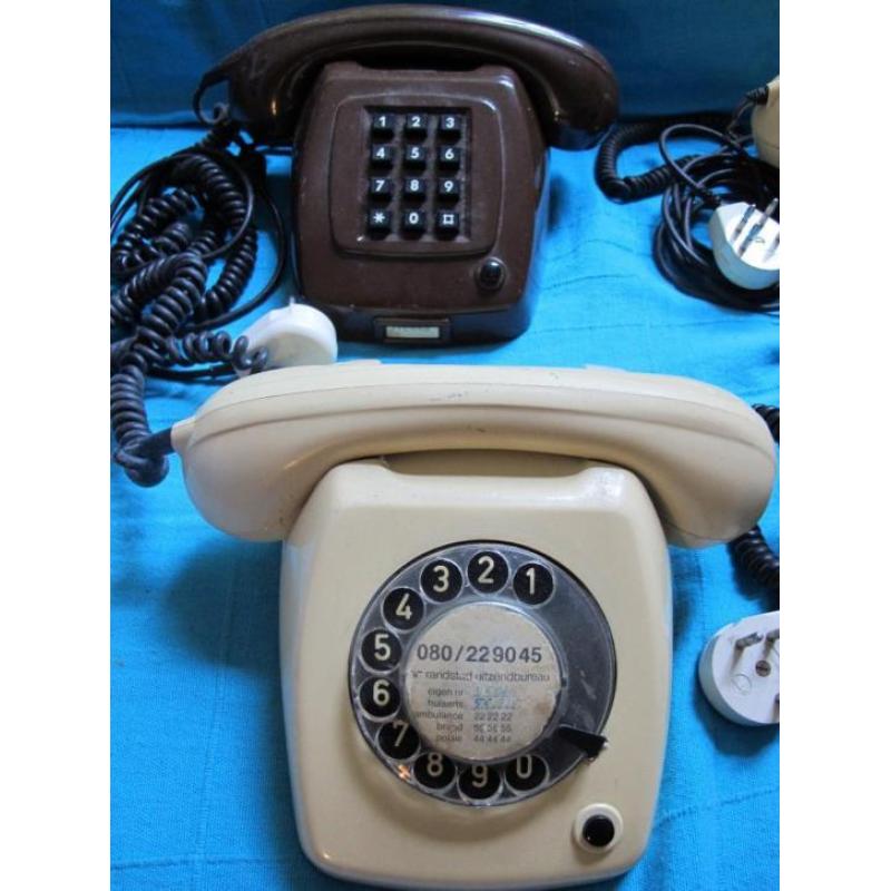 PTT T65 oude retro telefoons, ook los te koop