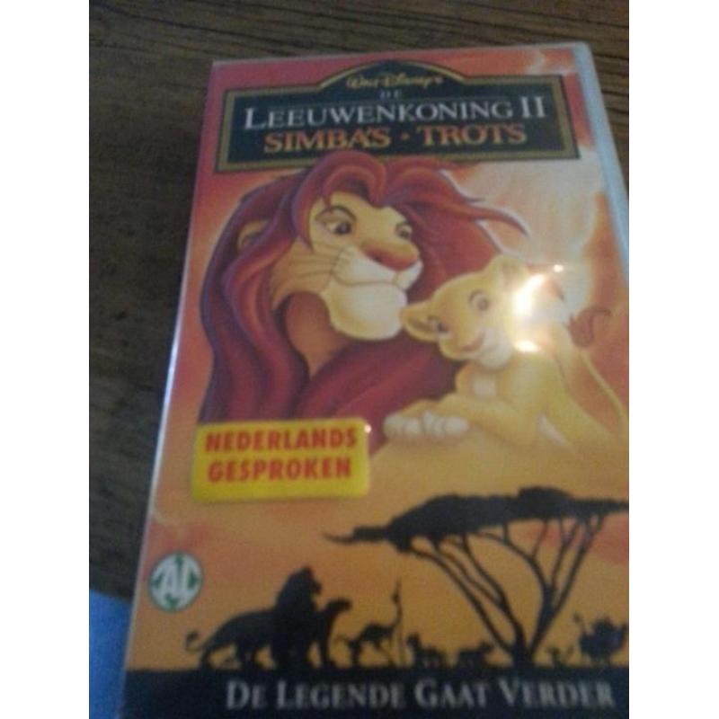 Leeuwenkoning II/Simba's Trots en Winnie de Poeh/VHS