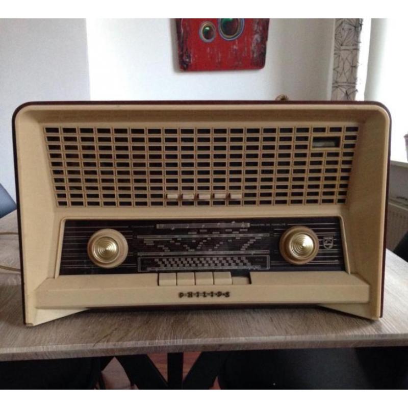 BuizenRadio Philips antiek