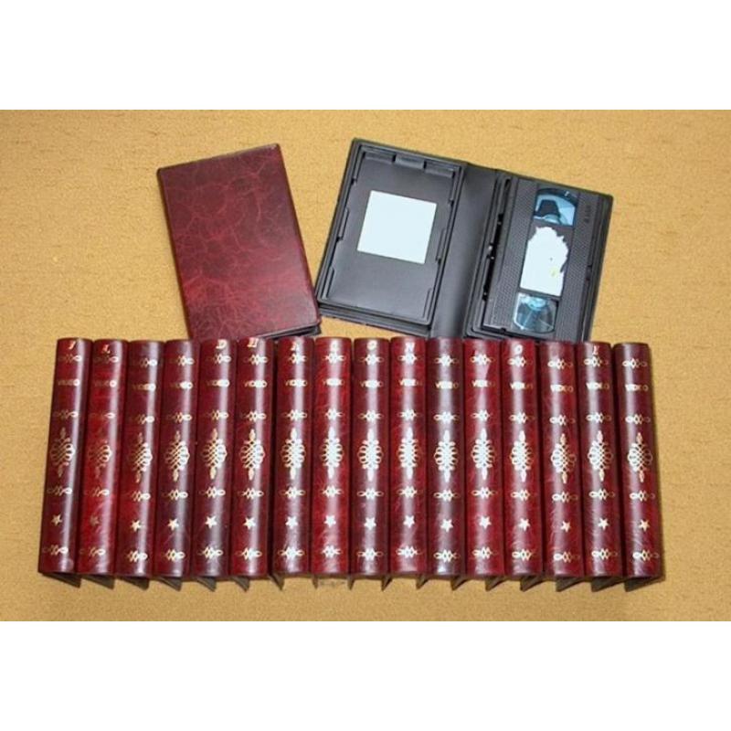 18 VHS videobanden met luxe opbergbox